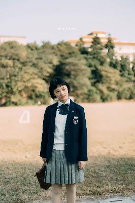年轻女孩的秘密：父女关系的迷思？令人震惊的真相！